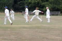TP-fast-bowler